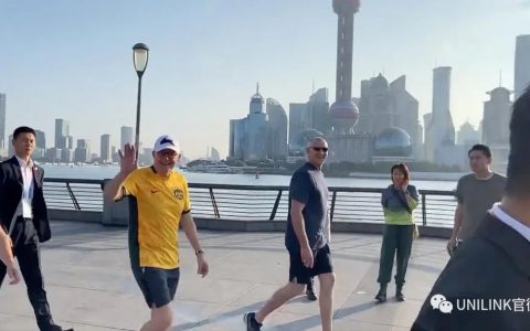澳洲总理在中国散步视频疯传！人人都称其“澳洲帅哥”！中澳两国将开放长期多次往返签证